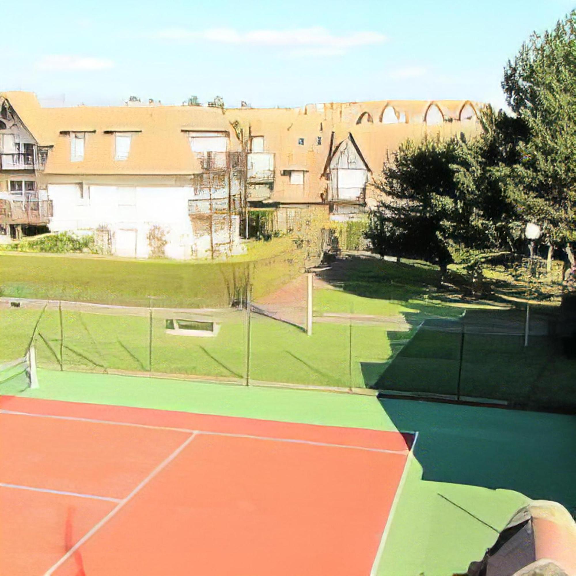Cadre Exceptionnel: Duplex Classe 4**** Tennis, Piscine, Parking, Linge Inclus, Wifi, Materiel Bebe, Proximite Centre Deauville Bagian luar foto