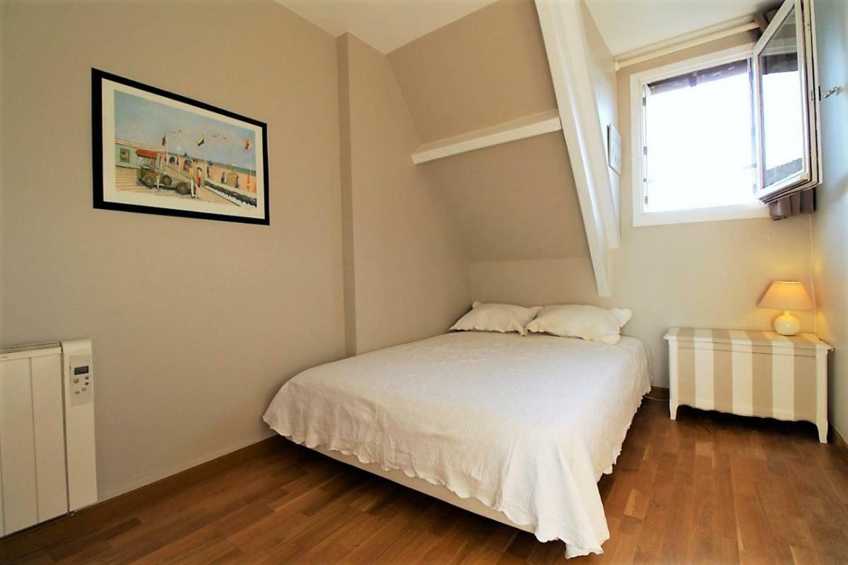 Cadre Exceptionnel: Duplex Classe 4**** Tennis, Piscine, Parking, Linge Inclus, Wifi, Materiel Bebe, Proximite Centre Deauville Bagian luar foto